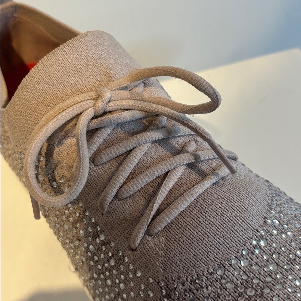 Fitflop Beige Knit Sneakers with Sparkle size 8 - Picture 9 of 12